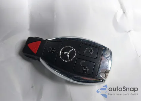 2015 Mercedes-Benz Gla 45 Amg 4Matic z USA, uszkodzony, nr VIN WDDTG5CB6FJ107954